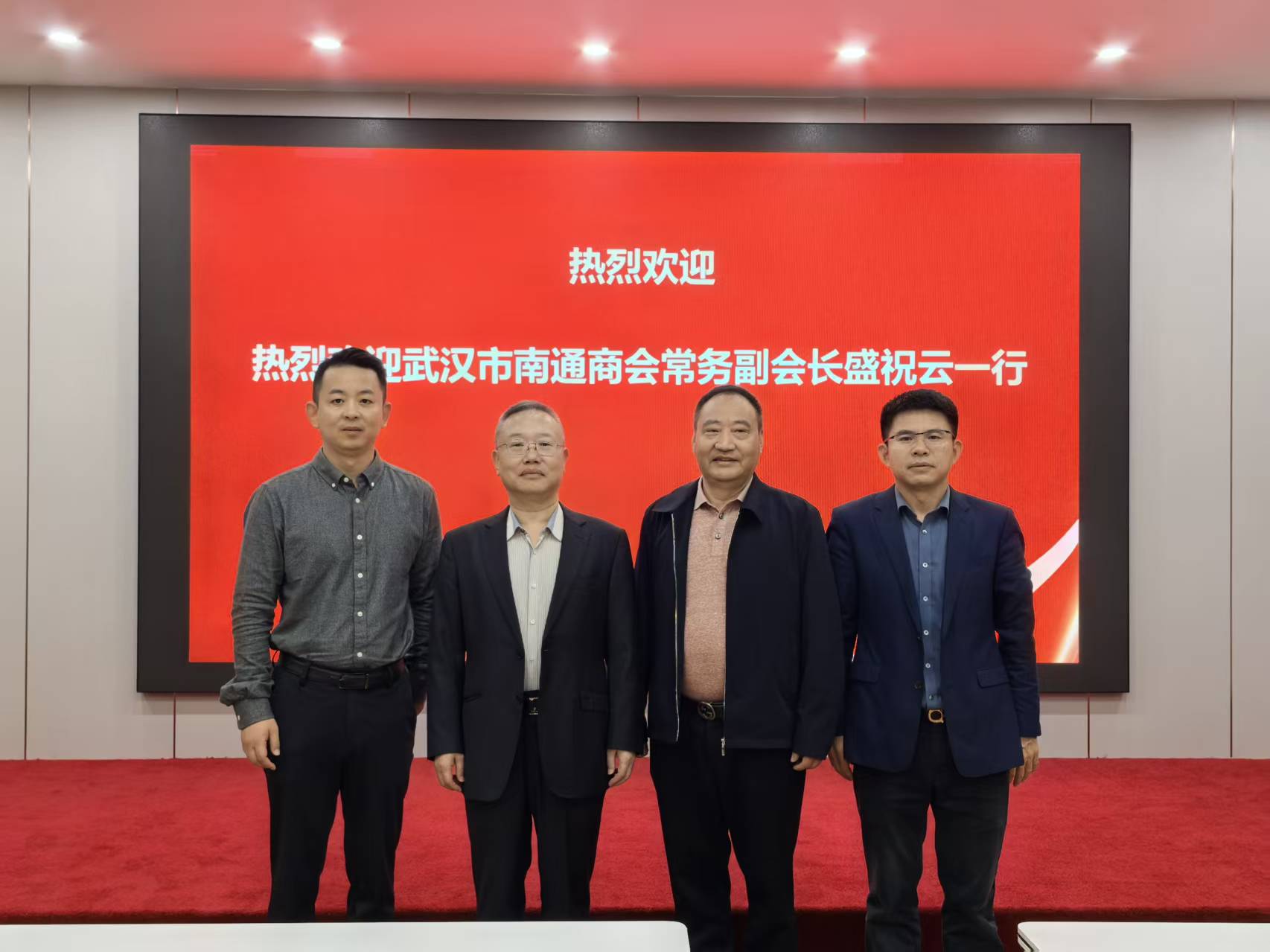 1764723682293683.jpg 07b690936b258a09bf69e2208f983ea1.jpg